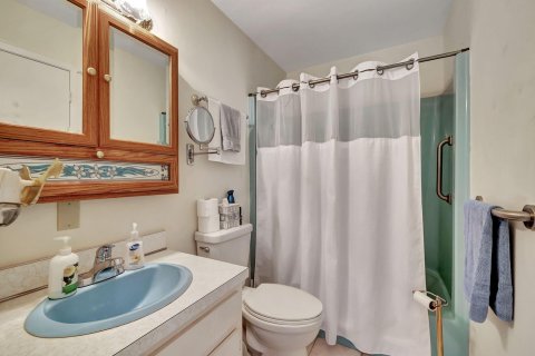 Condominio en venta en Stuart, Florida, 2 dormitorios, 81.38 m2 № 1101163 - foto 2