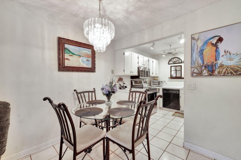 Condominio en venta en Stuart, Florida, 2 dormitorios, 81.38 m2 № 1101163 - foto 13