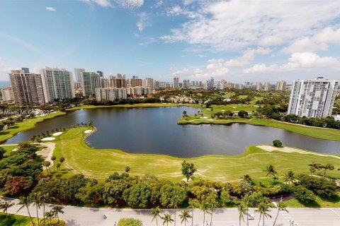 Condo in Aventura, Florida, 2 bedrooms  № 712205 - photo 4