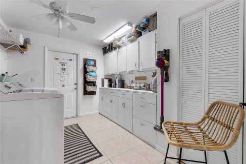 Casa en venta en Coral Springs, Florida, 4 dormitorios, 220.36 m2 № 1092231 - foto 24