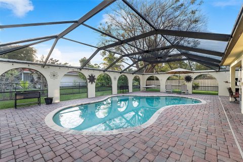 Villa ou maison à vendre à Coral Springs, Floride: 4 chambres, 220.36 m2 № 1092231 - photo 15