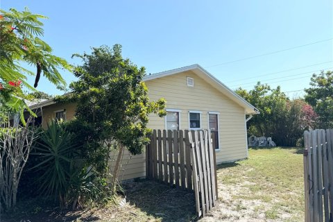 Casa en venta en Jensen Beach, Florida, 3 dormitorios, 113.81 m2 № 1212205 - foto 2