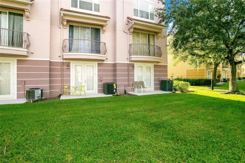 Condo in Orlando, Florida, 3 bedrooms  № 1426619 - photo 5