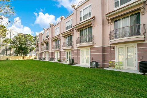 Condominio en venta en Orlando, Florida, 3 dormitorios, 161.74 m2 № 1426619 - foto 6