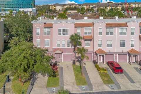 Copropriété à vendre à Orlando, Floride: 3 chambres, 161.74 m2 № 1426619 - photo 2