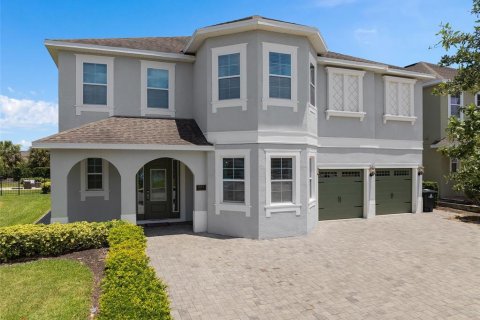 Villa ou maison à vendre à Kissimmee, Floride: 11 chambres, 510.59 m2 № 1242886 - photo 1