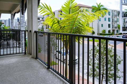 Townhouse in Doral, Florida 3 bedrooms, 137.68 sq.m. № 1155377 - photo 20