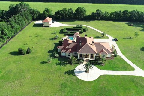 Villa ou maison à vendre à Ocala, Floride: 3 chambres, 768.02 m2 № 1430976 - photo 1