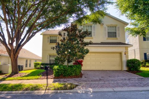 House in Davenport, Florida 5 bedrooms, 234.67 sq.m. № 1256579 - photo 2