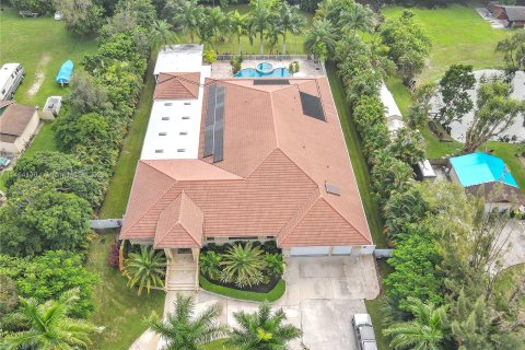 Villa ou maison à vendre à Plantation, Floride: 7 chambres, 612.97 m2 № 758848 - photo 5