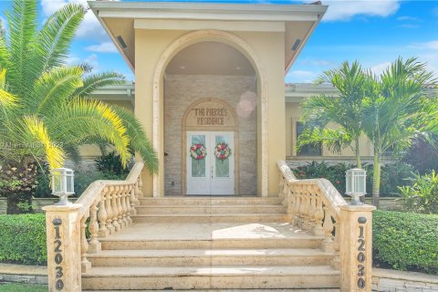 Villa ou maison à vendre à Plantation, Floride: 7 chambres, 612.97 m2 № 758848 - photo 6