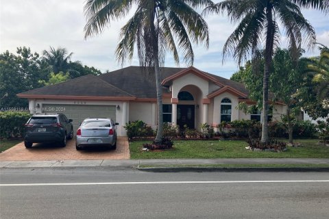 Villa ou maison à vendre à Lauderhill, Floride: 3 chambres, 188.68 m2 № 1091265 - photo 1