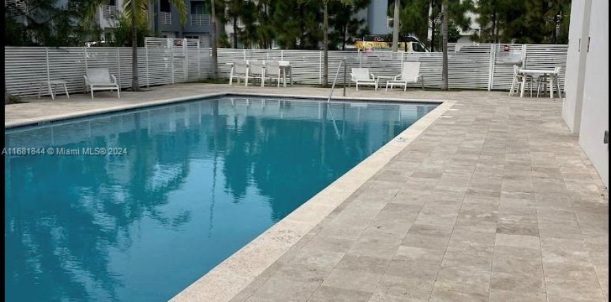 Condominio en Miami, Florida, 3 dormitorios  № 1413658