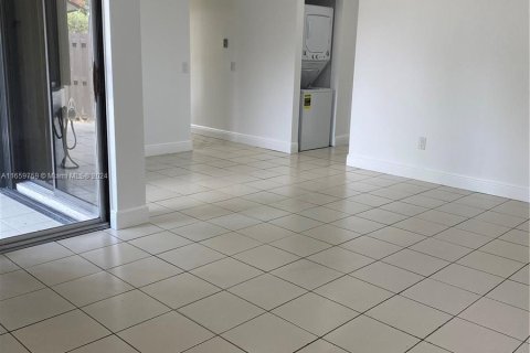 Copropriété à louer à Miami, Floride: 2 chambres, 82.22 m2 № 1365394 - photo 13