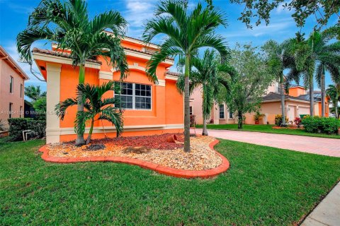 Villa ou maison à vendre à Miramar, Floride: 5 chambres, 313.17 m2 № 1365469 - photo 10