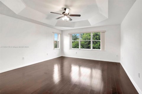 House in Miramar, Florida 5 bedrooms, 313.17 sq.m. № 1365469 - photo 29