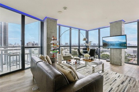 Copropriété à vendre à Miami Beach, Floride: 1 chambre, 78.97 m2 № 1365470 - photo 12