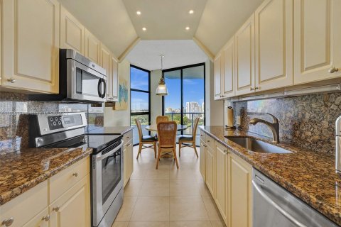 Copropriété à vendre à Aventura, Floride: 2 chambres, 144.93 m2 № 1365396 - photo 8