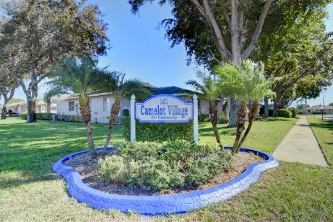 Villa ou maison à vendre à Delray Beach, Floride: 2 chambres, 99.68 m2 № 869093 - photo 1