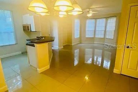 Condominio en venta en Orlando, Florida, 2 dormitorios, 97.64 m2 № 1312747 - foto 3