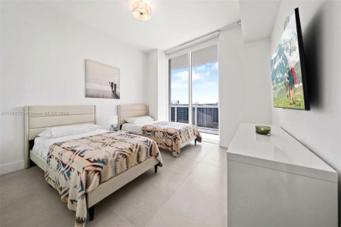 Condo in Sunny Isles Beach, Florida, 2 bedrooms  № 1162145 - photo 19