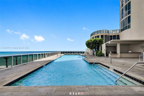 Copropriété à vendre à Sunny Isles Beach, Floride: 2 chambres, 135.92 m2 № 1162145 - photo 27