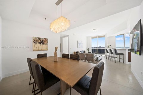 Copropriété à vendre à Sunny Isles Beach, Floride: 2 chambres, 135.92 m2 № 1162145 - photo 3