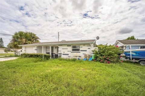 Villa ou maison à vendre à Port Richey, Floride: 2 chambres, 107.12 m2 № 1366091 - photo 3