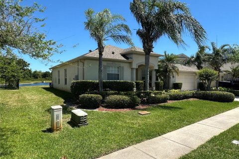 Villa ou maison à vendre à Orlando, Floride: 4 chambres, 230.12 m2 № 1133956 - photo 3