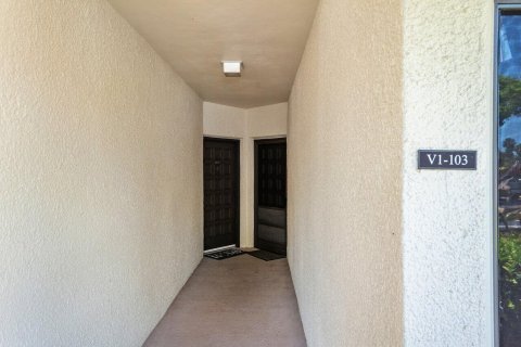 Condo in Jupiter, Florida, 1 bedroom  № 1172838 - photo 21