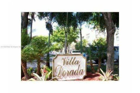 Condo in Aventura, Florida, 3 bedrooms  № 1229349 - photo 1