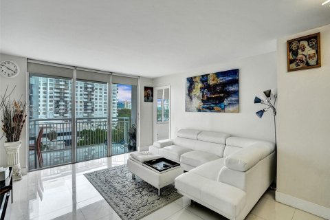 Condo in Aventura, Florida, 2 bedrooms  № 1229347 - photo 4