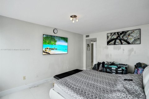 Condo in Aventura, Florida, 2 bedrooms  № 1229347 - photo 20