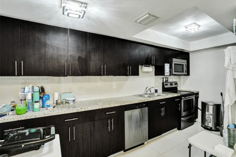 Condominio en venta en Aventura, Florida, 2 dormitorios, 116.22 m2 № 1229347 - foto 8