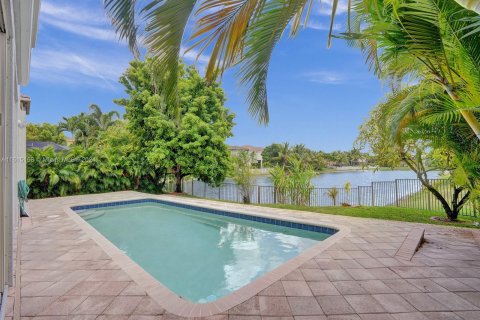 Casa en venta en Miramar, Florida, 6 dormitorios, 320.14 m2 № 1236861 - foto 22