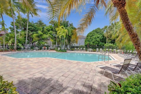 Villa ou maison à vendre à Miramar, Floride: 6 chambres, 320.14 m2 № 1236861 - photo 27