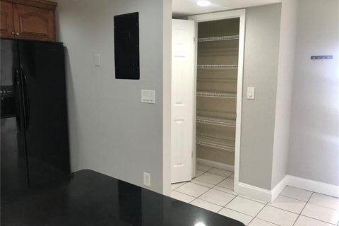 Condominio en venta en Davie, Florida, 2 dormitorios, 108.7 m2 № 1134977 - foto 20