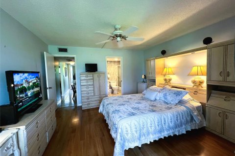 Condo in Coconut Creek, Florida, 2 bedrooms  № 1183670 - photo 26