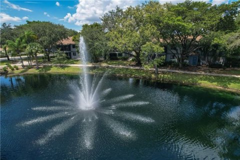 Condo in Oakland Park, Florida, 2 bedrooms  № 1223621 - photo 22