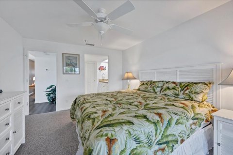 Condo in Placida, Florida, 2 bedrooms  № 1015588 - photo 20