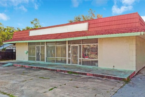 Commercial property in Orlando, Florida 208.1 sq.m. № 910343 - photo 16