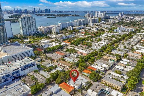 Condo in Miami Beach, Florida, 1 bedroom  № 1397402 - photo 21