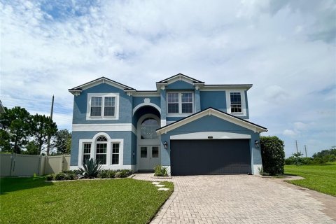 Villa ou maison à louer à Orlando, Floride: 5 chambres, 320.98 m2 № 1364748 - photo 1