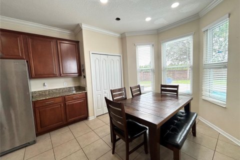 Casa en alquiler en Orlando, Florida, 5 dormitorios, 320.98 m2 № 1364748 - foto 16