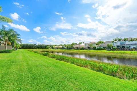 Villa ou maison à vendre à Delray Beach, Floride: 4 chambres, 214.14 m2 № 1159603 - photo 1