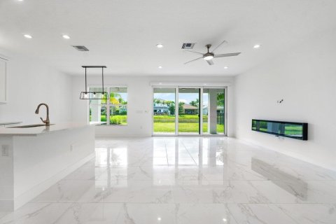 Villa ou maison à vendre à Delray Beach, Floride: 4 chambres, 214.14 m2 № 1159603 - photo 17