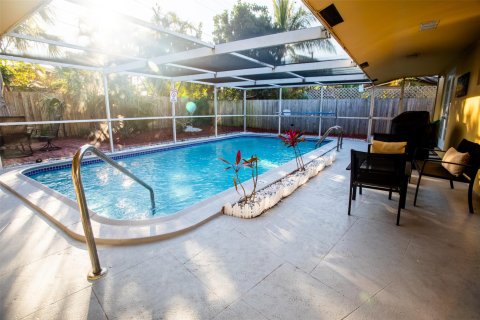 House in Fort Lauderdale, Florida 3 bedrooms, 136.66 sq.m. № 1172576 - photo 8