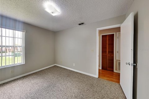 Copropriété à vendre à Kissimmee, Floride: 3 chambres, 113.34 m2 № 1307372 - photo 12