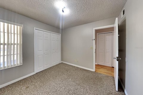 Condo in Kissimmee, Florida, 3 bedrooms  № 1307372 - photo 9