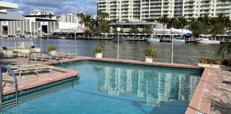 Condominio en Fort Lauderdale, Florida, 1 dormitorio  № 1101134